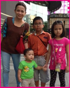 Mommy Penny with Luis, Anika and Baby Ethan Sena, SG
